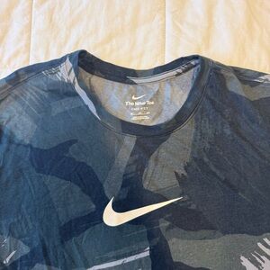 Nike Men's Dark Blue Camouflage Tee